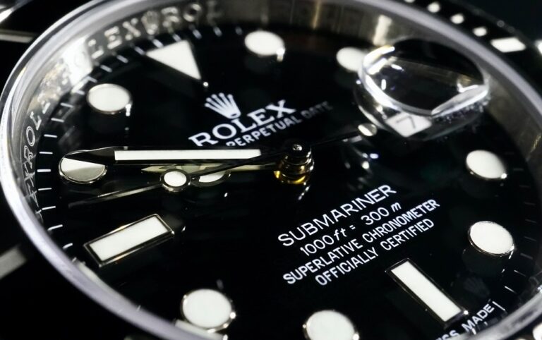 How To Select Best Dive Watches?