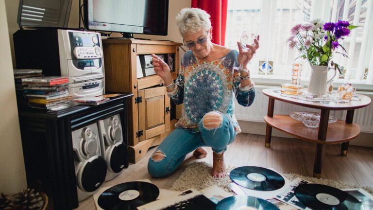 How to Feel Good Without Alcohol