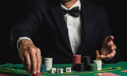 Professional Dealers Delivering Authentic Interaction Across Modern Live Casino Tables